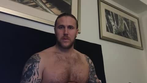 Snapshot of mac_drew chatting on February 27, 5:13 am mac_drew online show from February 27, 5:13 am