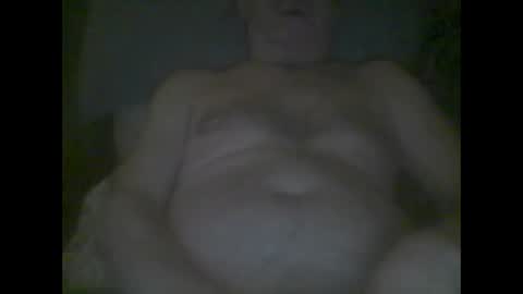 Snapshot of macbewdekan25 chatting on February 6, 9:53 am macbewdekan25 online show from February 6, 9:53 am