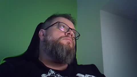 Snapshot of maccorpus chatting on October 28, 11:51 pm maccorpus online show from October 28, 11:51 pm