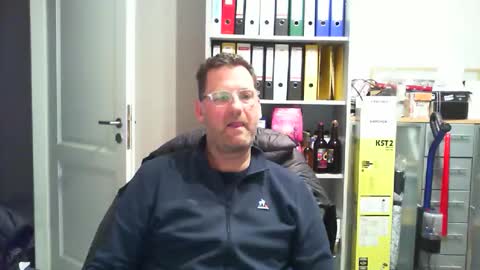 macfly67 online show from March 25, 10:36 pm