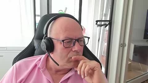 Andy online show from March 21, 11:03 am