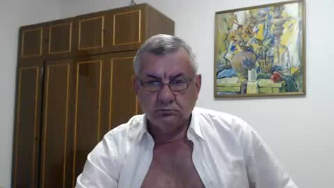 Macho online show from July 9, 8:45 pm