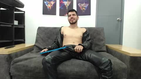 instagram mackdanielsx online show from September 22, 8:30 pm