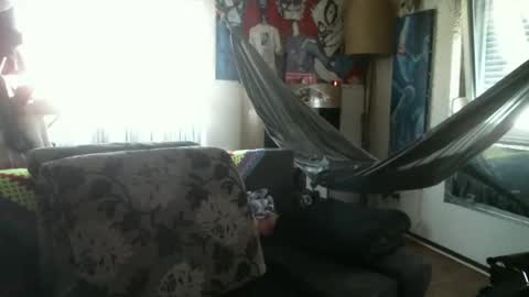 Manuel online show from February 8, 2:05 pm