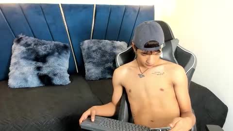 maicol_cum23 online show from September 9, 4:06 pm