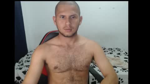 Snapshot of maik_135 chatting on October 25, 6:26 am maicol online show from October 25, 6:26 am