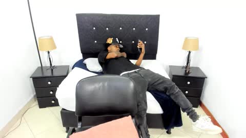 M A I K O L -- M O N S T E R C O C L online show from September 9, 3:50 am