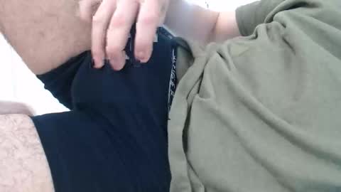 makemecumm7777 online show from April 12, 7:59 pm