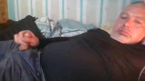 makeyousquirt21985 online show from January 14, 8:45 pm