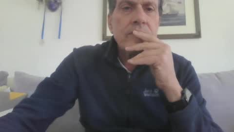 makis8989 online show from January 19, 8:50 am