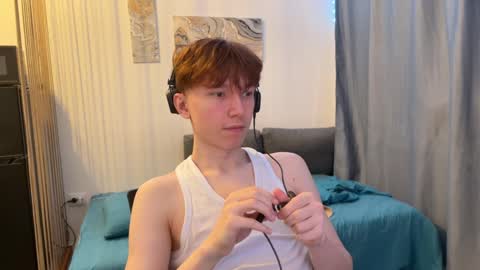 Tom and Mark 3 online show from December 19, 6:38 pm