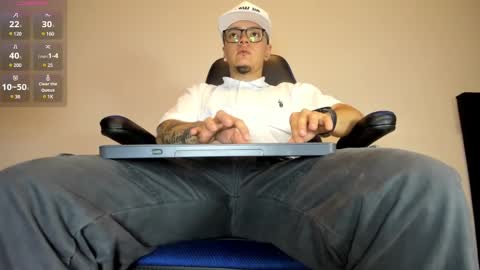 Snapshot of male_pussy chatting on March 9, 4:05 am ADAM         online show from March 9, 4:05 am