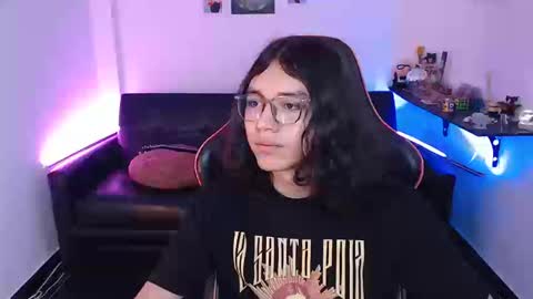 Snapshot of malik_harrison_ chatting on September 11, 4:17 pm Malik  online show from September 11, 4:17 pm