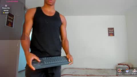 malkongarcia online show from September 15, 12:13 am