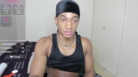 malkongarcia online show from December 14, 7:29 am