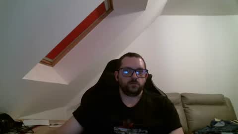 breton online show from February 22, 10:44 pm