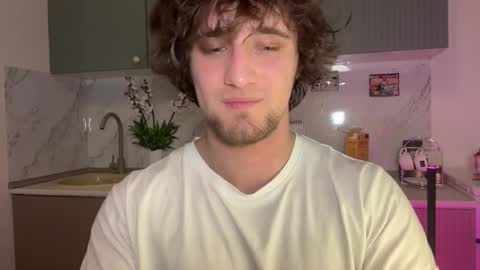 manolein online show from November 1, 3:38 pm