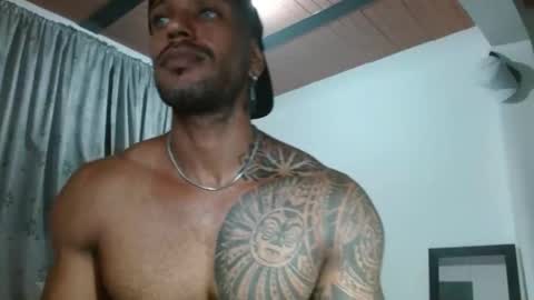 Manolo online show from October 26, 1:29 am