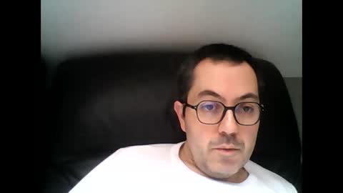 Snapshot of manu5933 chatting on January 29, 12:24 pm manu5933 online show from January 29, 12:24 pm