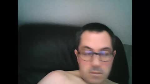 Snapshot of manu5933 chatting on February 15, 8:22 am manu5933 online show from February 15, 8:22 am