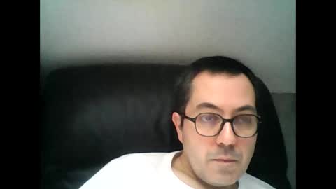 Snapshot of manu5933 chatting on January 31, 12:51 pm manu5933 online show from January 31, 12:51 pm