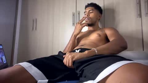 Snapshot of manuel__brown chatting on February 6, 5:14 am Manuel online show from February 6, 5:14 am