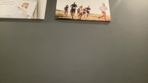 manynaaames online show from December 4, 6:22 am