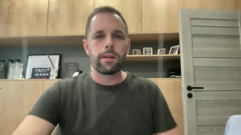 manynaaames online show from February 4, 3:47 pm