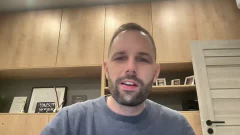 manynaaames online show from January 15, 6:01 am