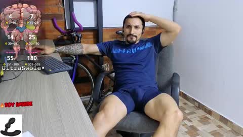 Snapshot of marckmuscle chatting on October 17, 4:49 am Marck  Independent model  online show from October 17, 4:49 am