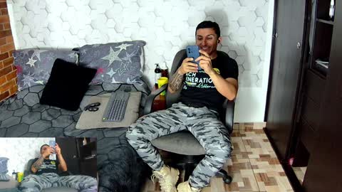 Snapshot of marckmuscle chatting on December 11, 2:54 am Marck  Independent model  online show from December 11, 2:54 am