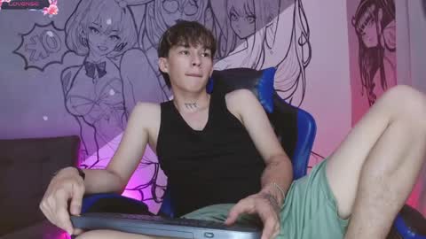 marco_777_ online show from May 15, 7:55 pm