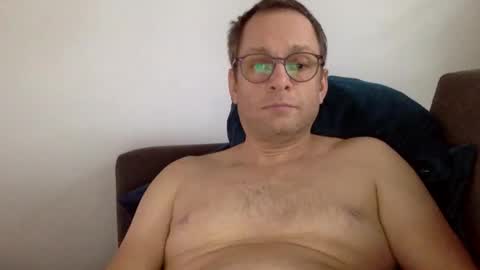 Little Mark online show from December 9, 1:36 pm