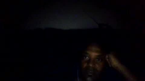 Snapshot of mark7062012 chatting on October 24, 4:25 am mark7062012 online show from October 24, 4:25 am