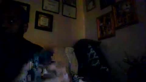 Snapshot of mark7062012 chatting on December 11, 1:18 am mark7062012 online show from December 11, 1:18 am