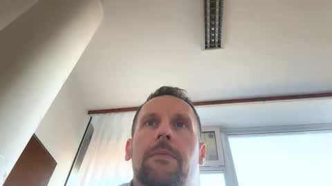 Mark online show from February 26, 9:32 am