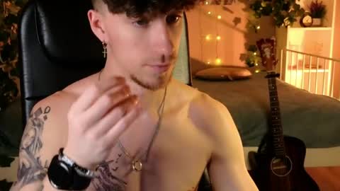 mark_caron online show from April 5, 1:07 pm