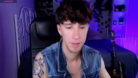 mark_caron online show from October 3, 8:36 pm