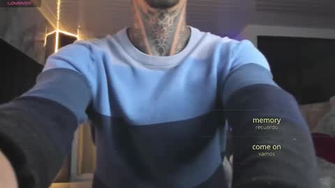 Snapshot of mark_kamper chatting on October 29, 11:29 pm  mark kamper  online show from October 29, 11:29 pm