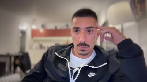 Mark online show from December 22, 5:10 pm