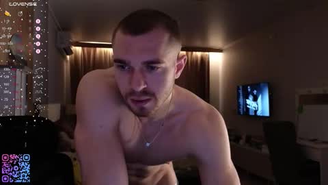 Mark online show from November 18, 1:04 pm