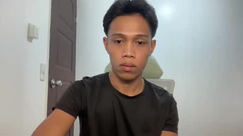 markanthony54 online show from April 13, 7:42 am