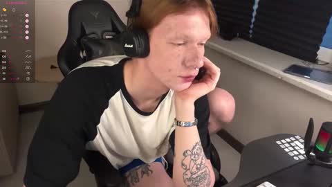 Mark online show from December 4, 1:51 pm