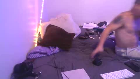 markymark101825061 online show from January 9, 11:13 pm