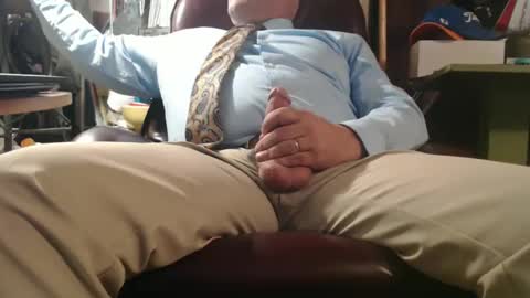 Snapshot of marrieddad19751975 chatting on September 17, 12:22 am only fans marrieddad19751975 online show from September 17, 12:22 am