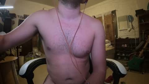 martingillesg online show from February 28, 4:22 am