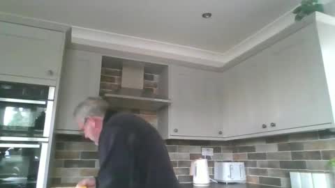 martinrgbxxxx online show from February 23, 10:01 am