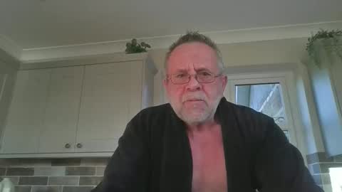 martinrgbxxxx online show from October 25, 8:38 am