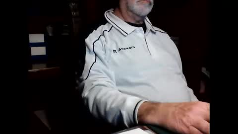 marziomaurizio online show from December 17, 6:31 pm