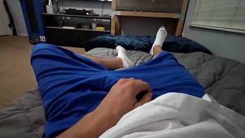 maskedmagikstik online show from February 3, 4:54 am